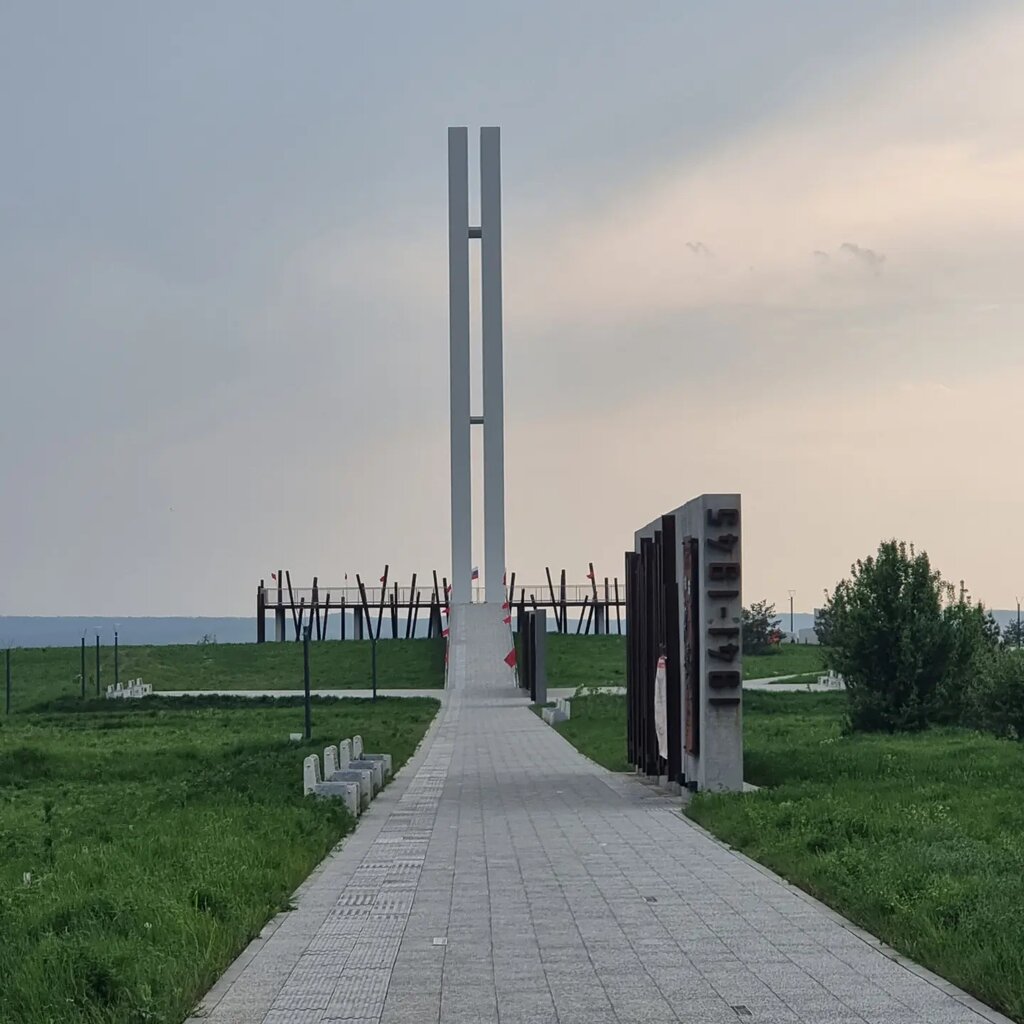 نصب للتكنولوجيا 57-мм противотанковая пушка ЗиС-2 образца 1941 года ، مقاطعة فورونيج، صورة