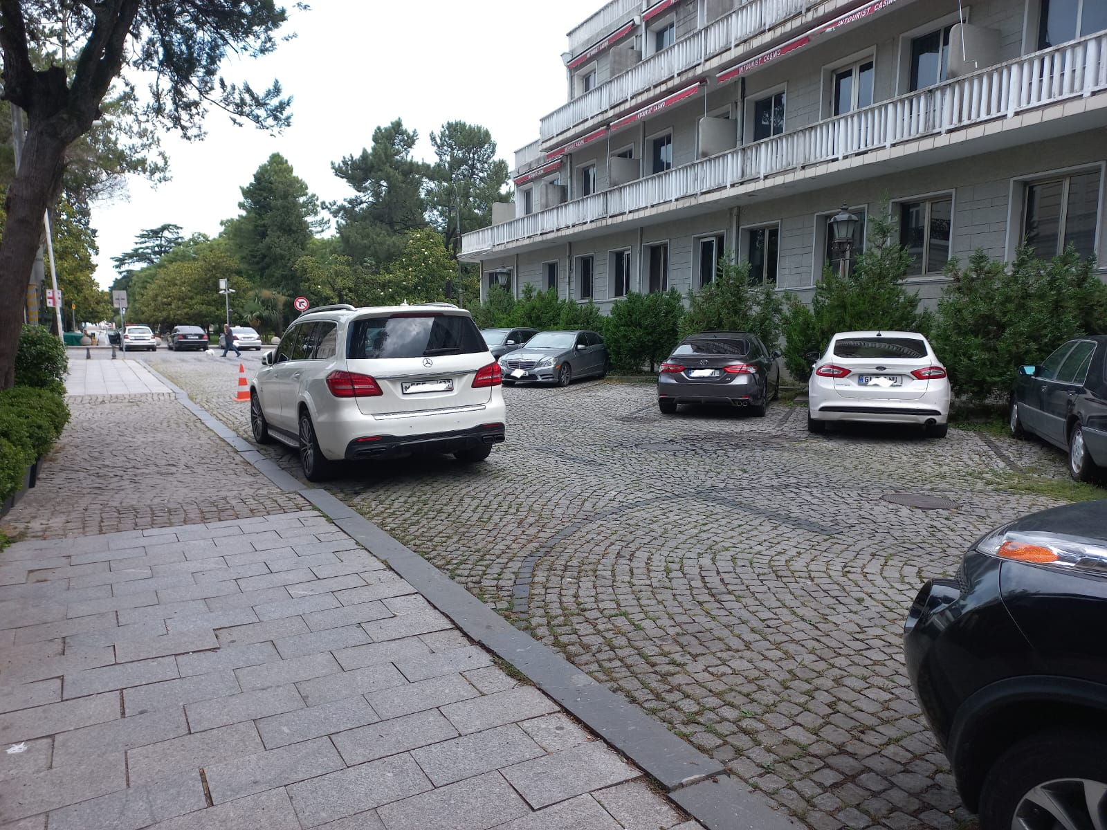 Фото Batumi West Hotel