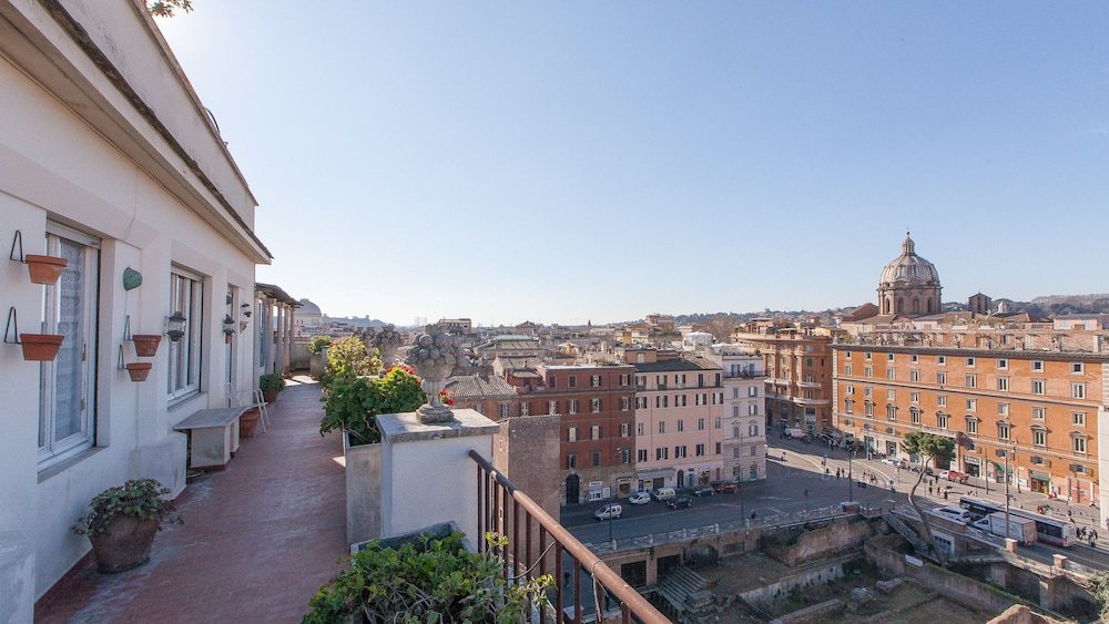 Фото Rental in Rome Ceaser Penthouse