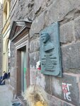 Маресьеву Алексею Петровичу, Герою Советского Союза, лётчику, общественному деятелю (Tverskaya Street, 19), monument, memorial