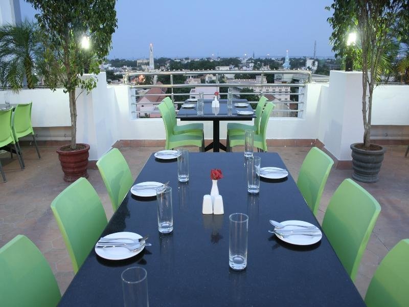 Фото отеля 3