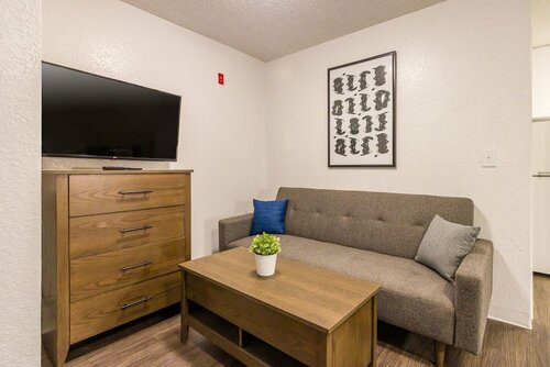 Гостиница InTown Suites Extended Stay Fort Lauderdale в Тамараке