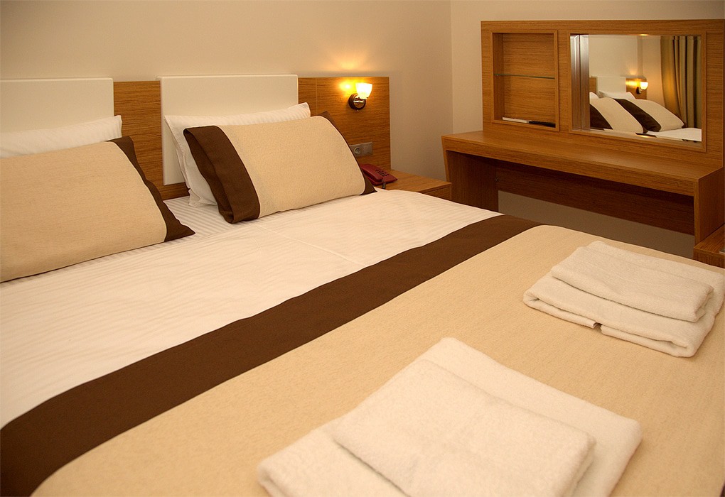 Фото Leon Boutique Hotel