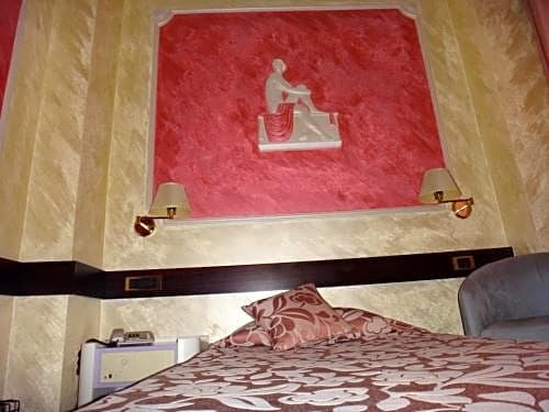 Фото Benny Hotel