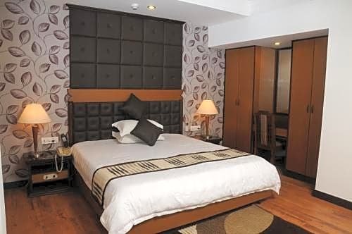 Фото Lytton Hotel