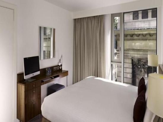 Фото The Westminster London, Curio Collection by Hilton