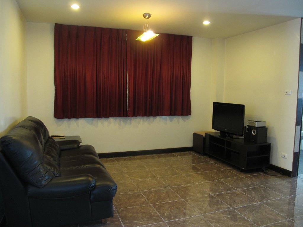 Фото Rouge Service Apartments