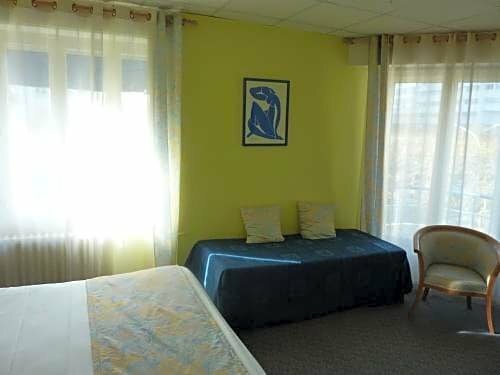 Гостиница Rex Hotel в Лорьяне
