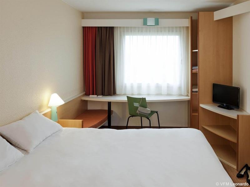 Фото 108360028294