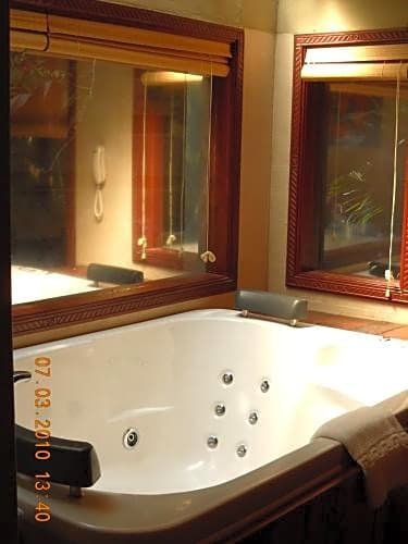 Фото Vedic Village SPA Resort