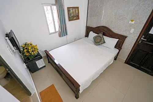 Фото Camellia 6 Hotel