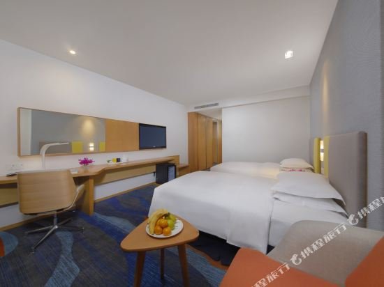 Фото Holiday Inn Express Zhengzhou Zhengdong