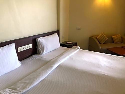 Фото The Chariot Resort & SPA