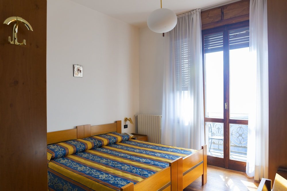 Фото Albergo Sacro Monte Varese