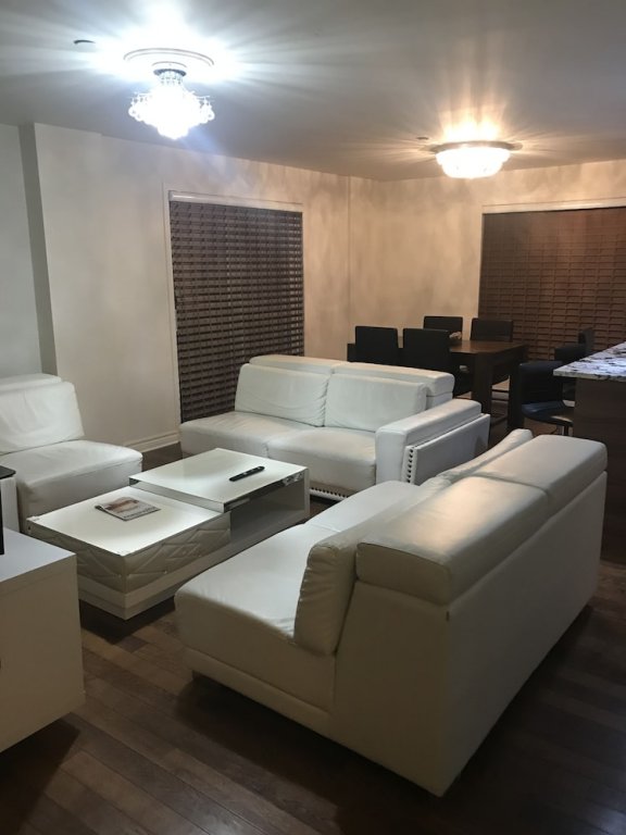 Фото Laval centre apartment