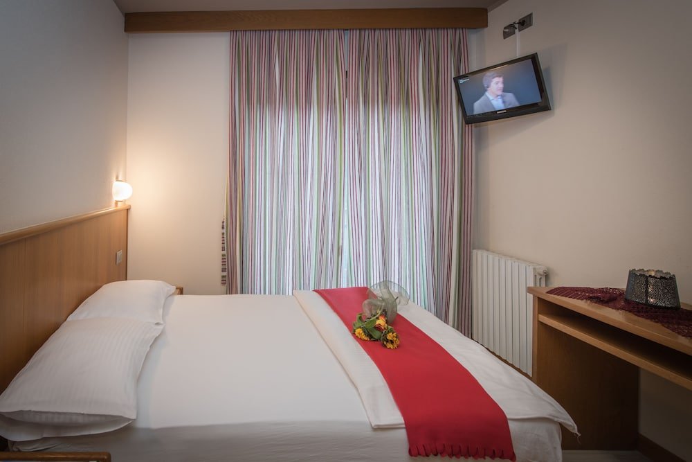 Фото Hotel Miravalle