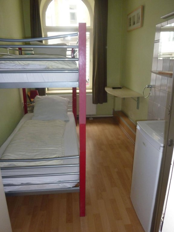 Фото Buch-Ein-Bett Hostel