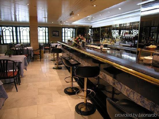 Фото Hotel Colón Plaza