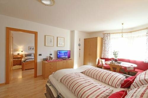 Гостиница Ciasa Rudiferia Appartamenti in Alta Badia