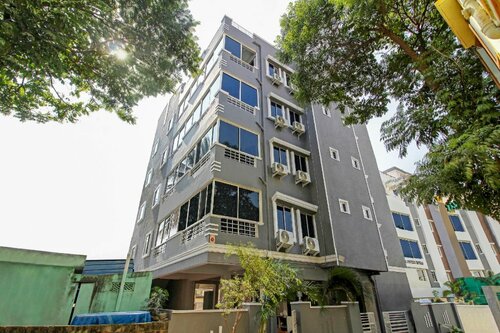 Oyo Flagship 45742 Vennela Residency