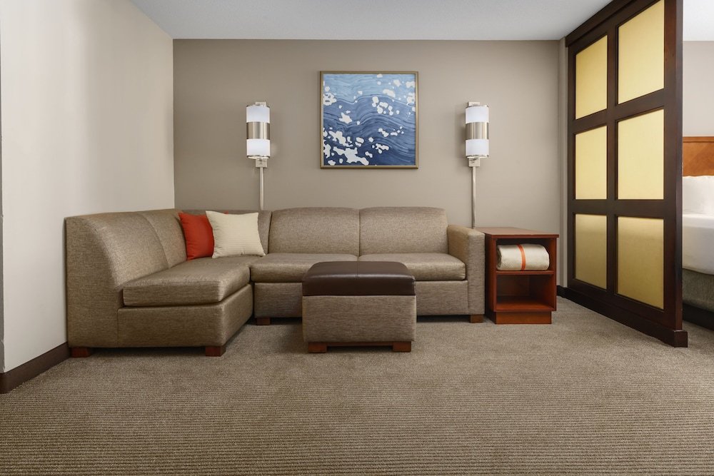 Фото Hyatt Place Ft. Lauderdale Airport & Cruise Port