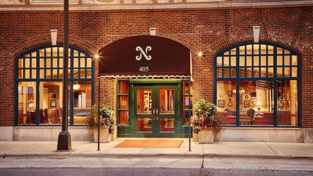 Фото Best Western Plus The Normandy Inn & Suites