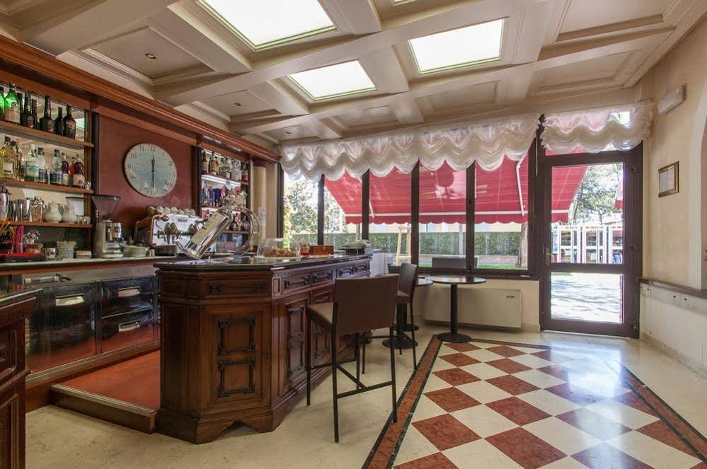 Фото Hotel Villa Erica