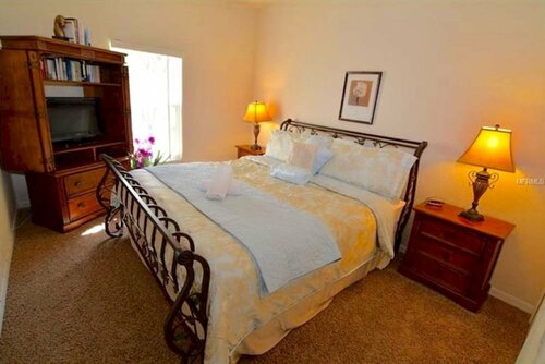 Гостиница Julie's West Haven 3 Bedroom Home