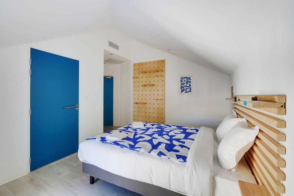 Фото The People Marseille