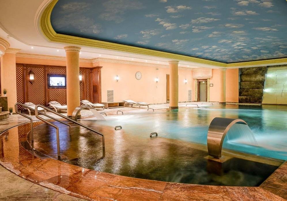 Фото Swiss Diamond Hotel Prishtina