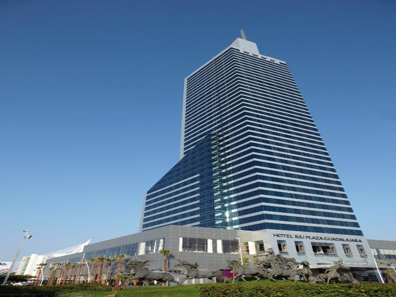 Фото Hotel Riu Plaza Guadalajara