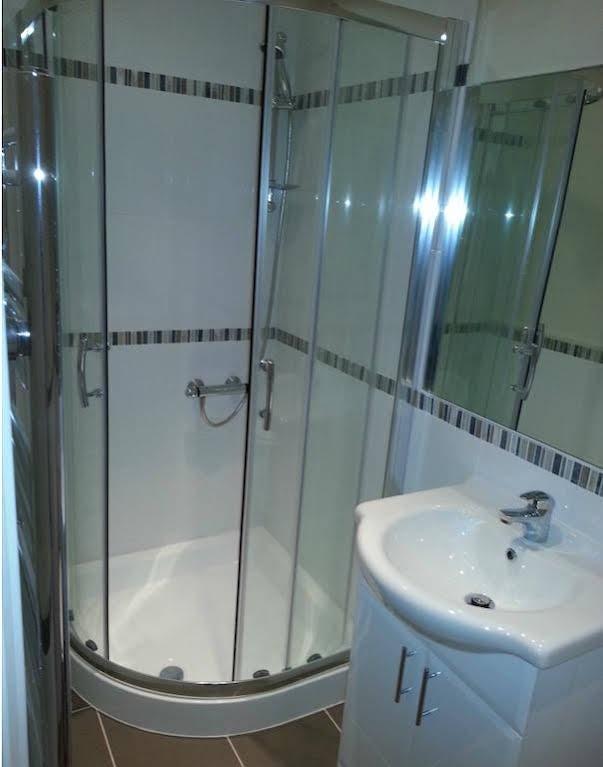 Фото The Hadley Hotel