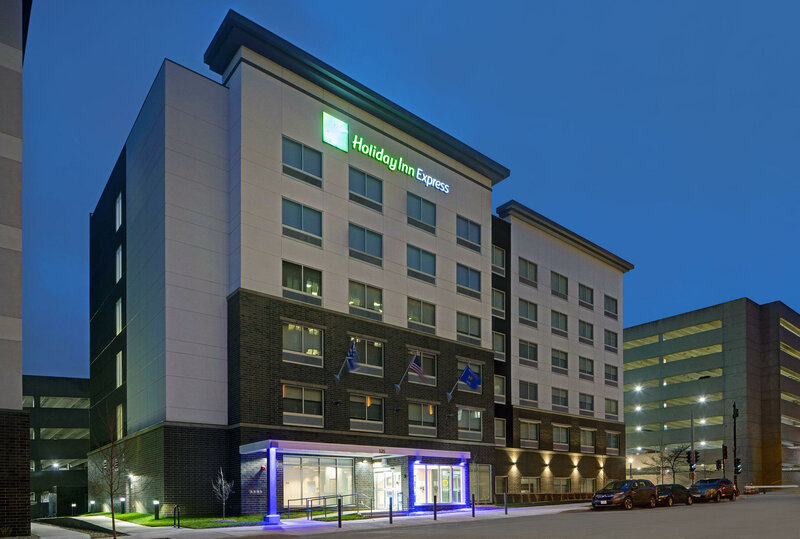 Гостиница Holiday Inn Express Milwaukee Downtown, an Ihg Hotel в Милуоки