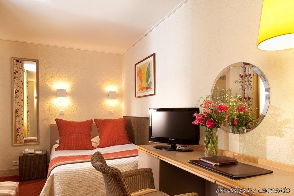 Фото Hôtel Moderniste