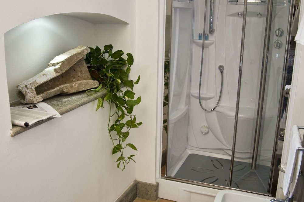 Фото Torre del Saraceno