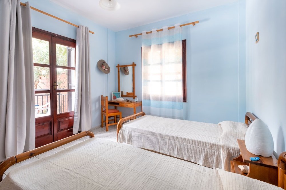 Фото Theodora Inn