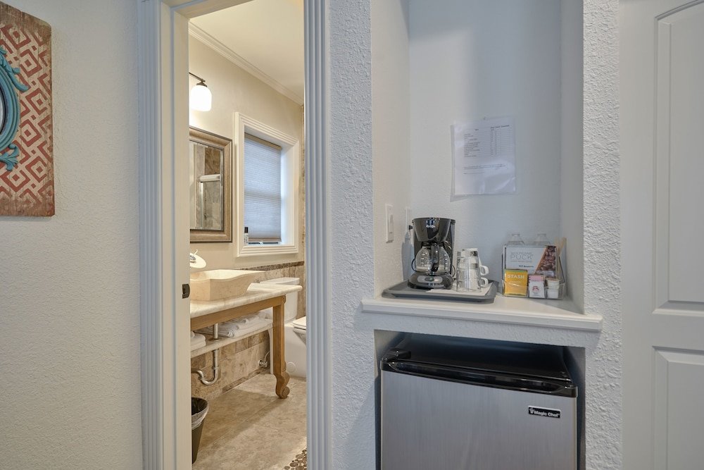 Фото Houston Towers Inn Downtown Museum District Med. Ctr Nrg - Adults Only