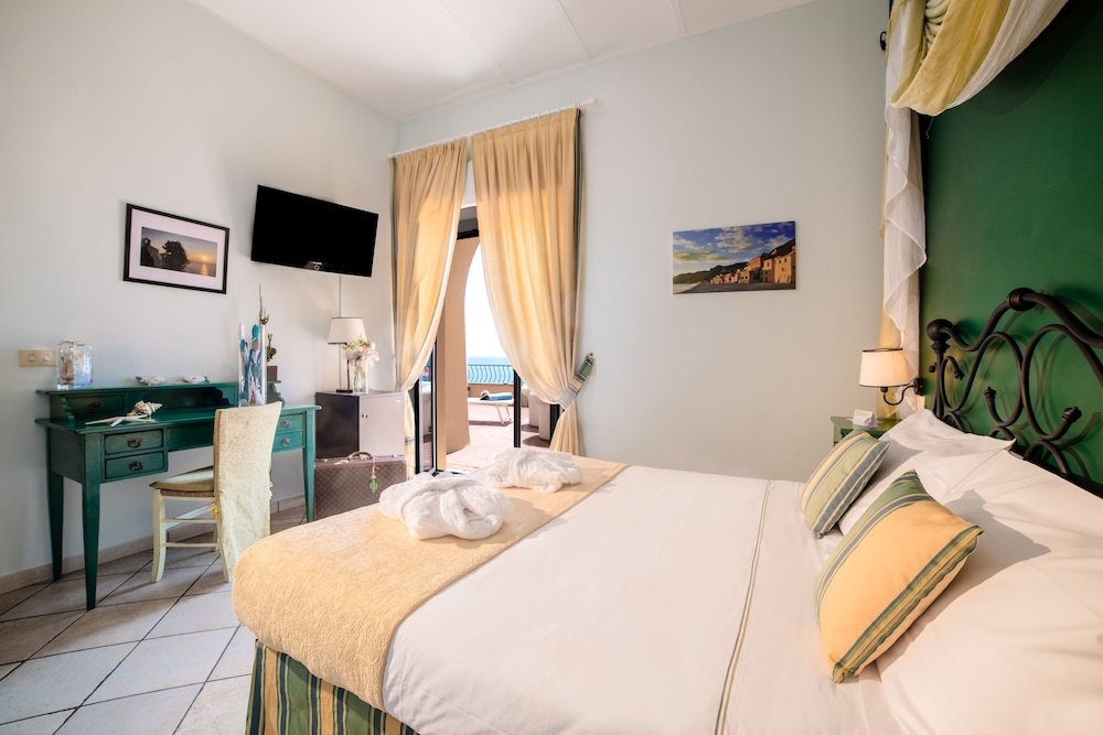 Фото Hotel Albatros Varigotti