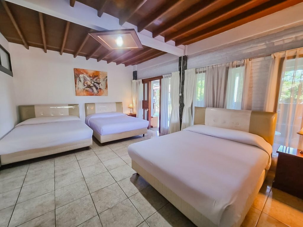 Hotel Samakta Guest House, West Java, photo