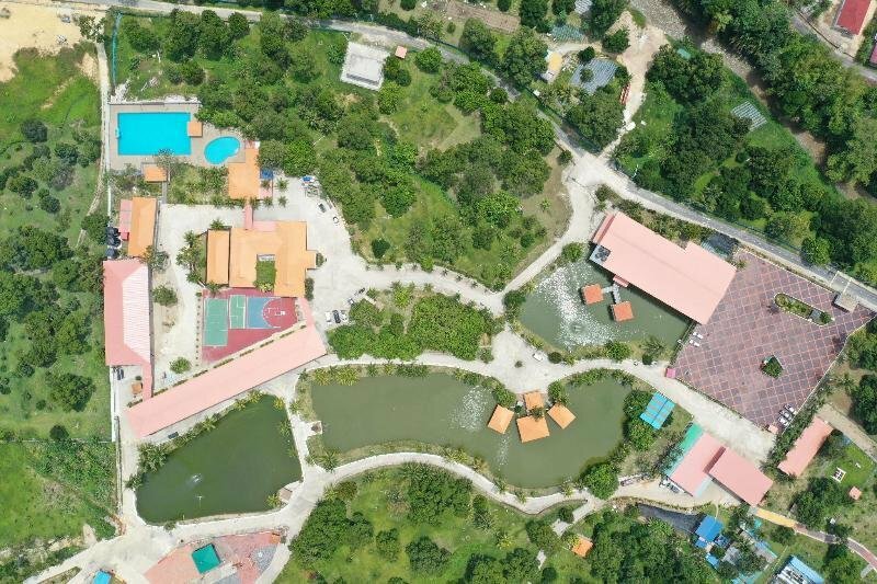 Гостиница Karak Orchard Resorts