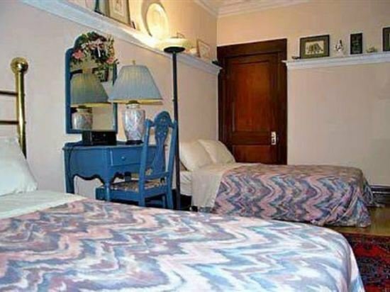 Hotel Downtown Bed and Breakfast, Ottawa, photo