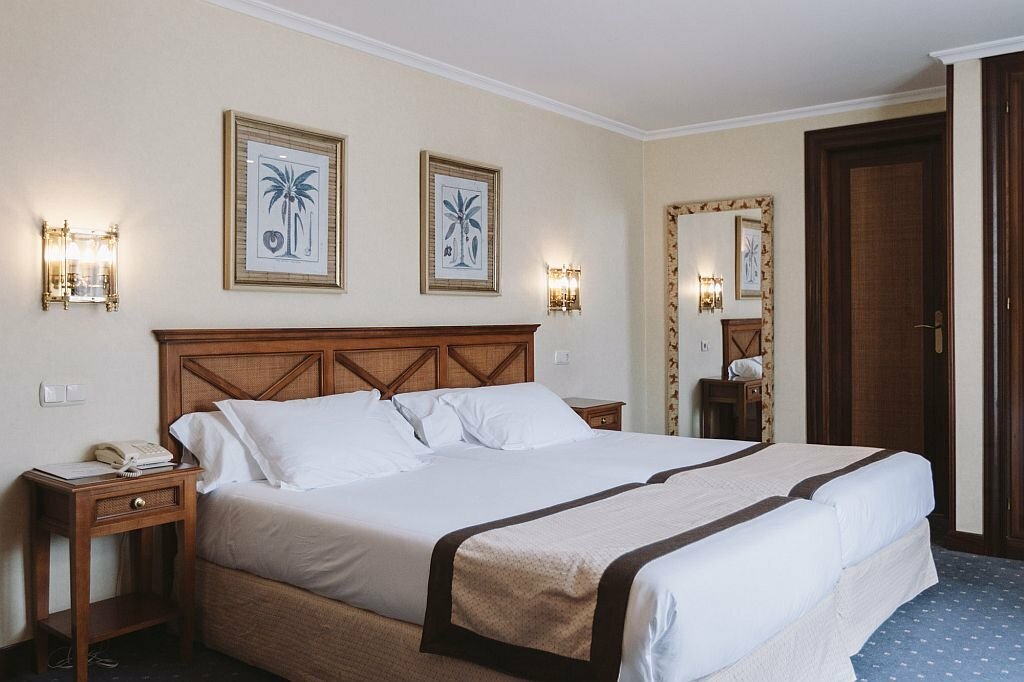 Hotel Hotel Ilunion San Sebastian, San Sebastian, photo