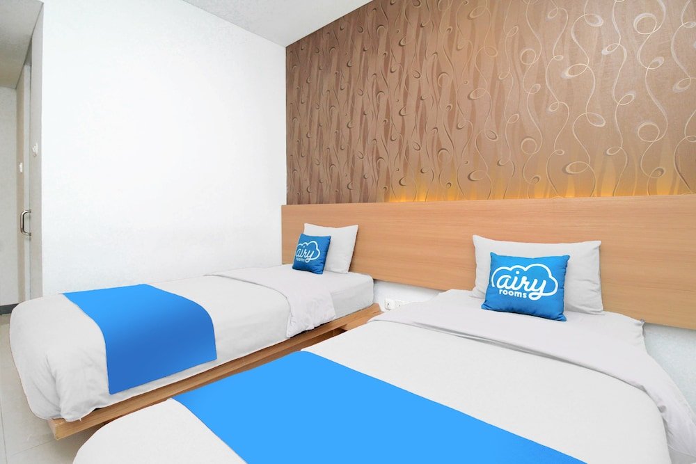 Фото Tickle Hotel