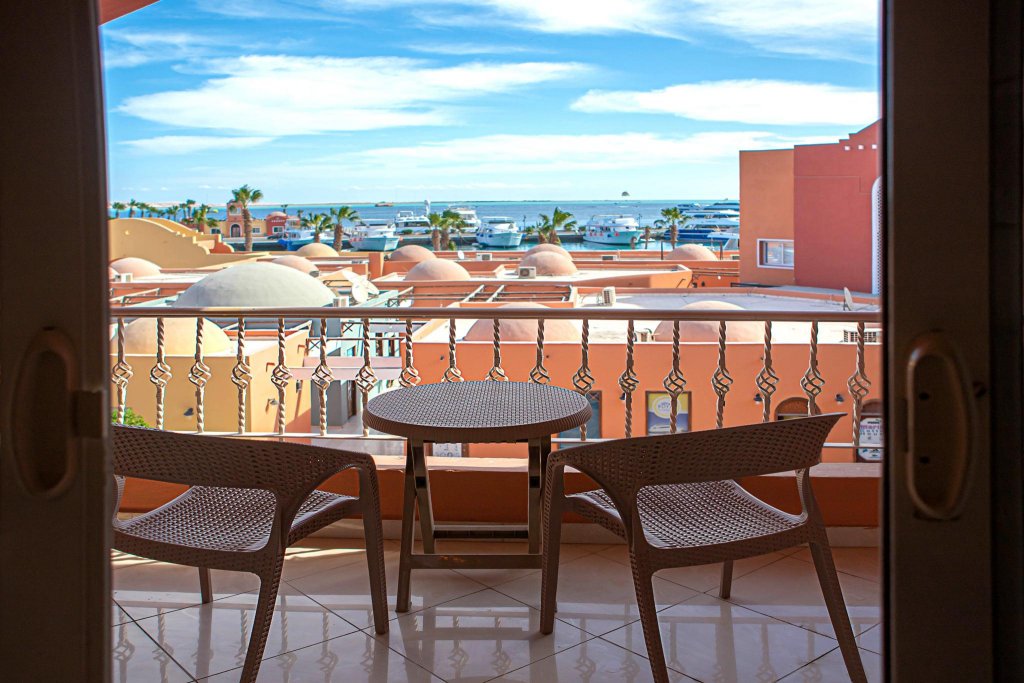Фото Hurghada Marina Apartments & Studios