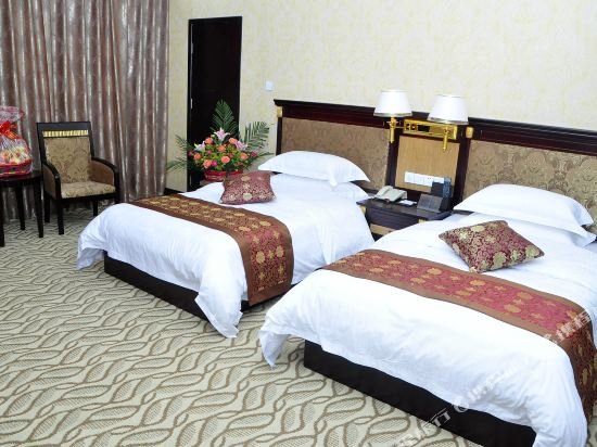 Фото Riverside Lidu Hotel Shaoguan