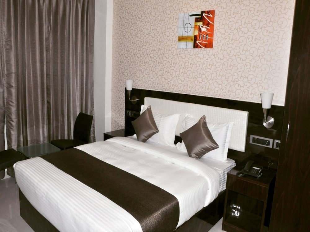 Фото Oyo 3136 Hotel Starlight Nx