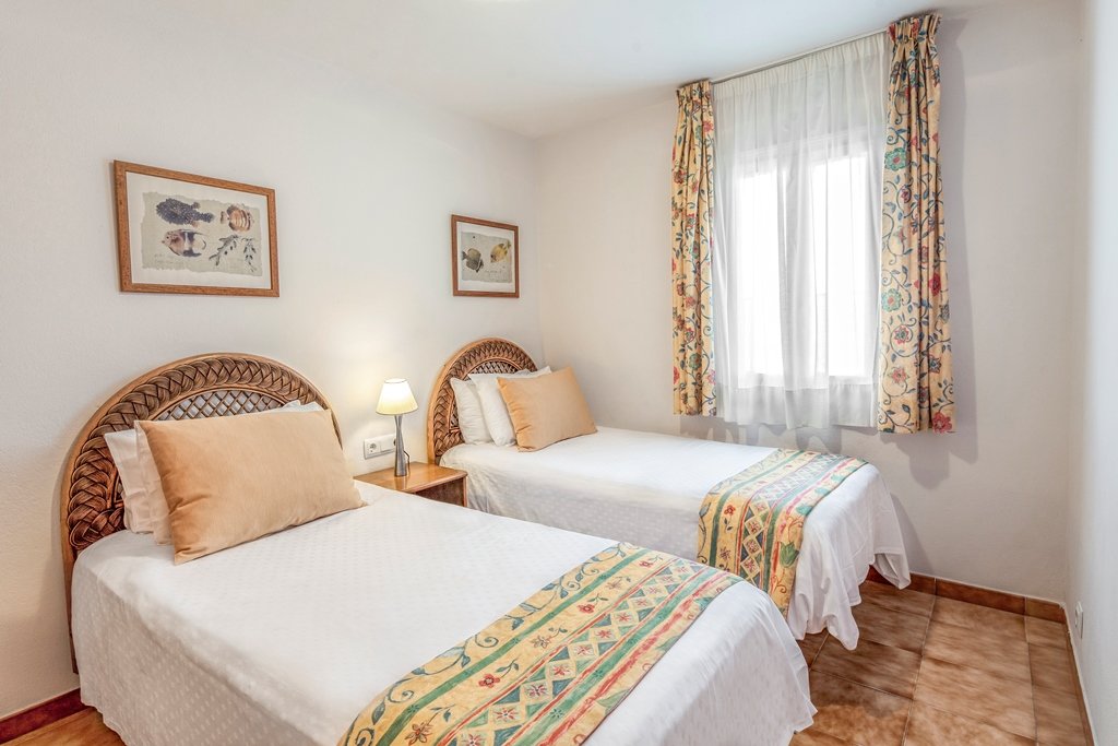 Фото White Sands Beach Club