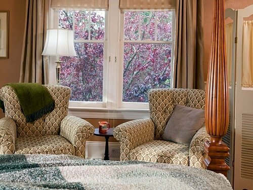 Гостиница Abbeymoore Manor B&b в Виктории