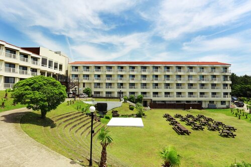 Гостиница Kensington Resort Jeju Jungmun в Согвипхо