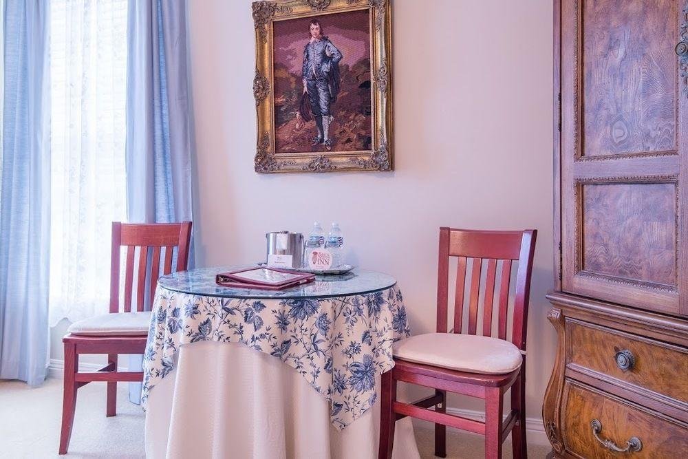 Фото Brick Street Inn